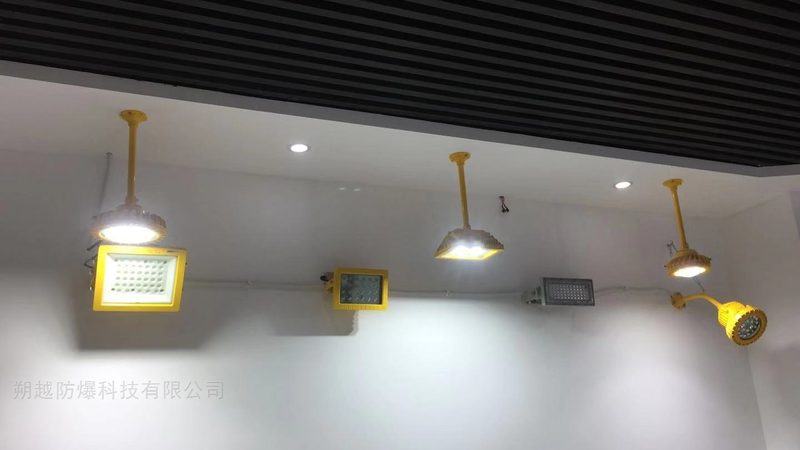 酒店照明设计：揭秘十大品牌背后的设计理念与工艺细节